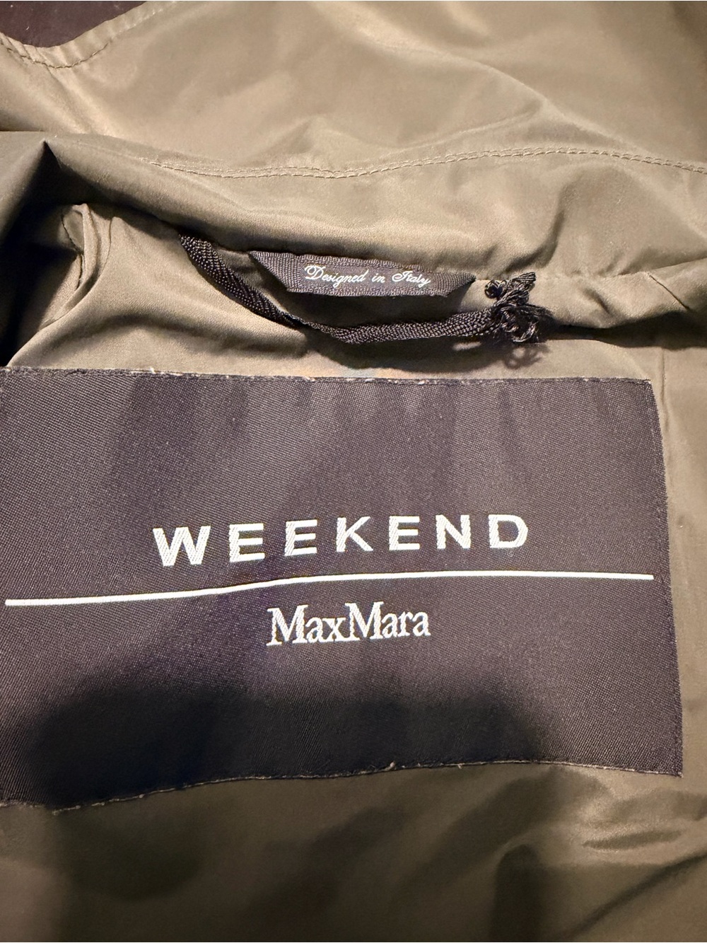 MaxMara Weekend Olive Green Light Trenchcoat - Picture 6 of 8